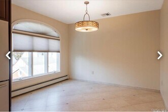 171 Roslyn Rd in Mineola, NY - Building Photo - Building Photo