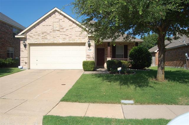 3404 Anita Dr in McKinney, TX - Foto de edificio