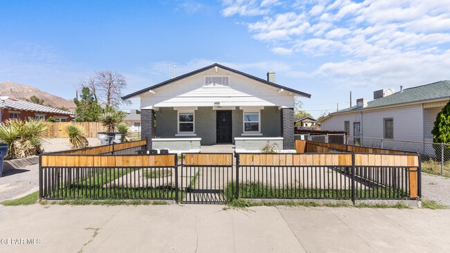 3109 Douglas Ave in El Paso, TX - Building Photo - Building Photo