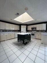 10 Southridge Dr in San Angelo, TX - Building Photo - Building Photo