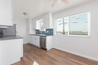 251-255 Ebony Ave in Imperial Beach, CA - Building Photo - Building Photo