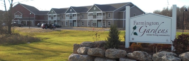Farmington Gardens (55+ Community) in Farmington, NY - Foto de edificio - Building Photo