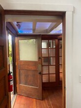 Hidden Garden Retreat – A One-Bedroom Oasis in the Heart of Venice in Los Angeles, CA - Building Photo - Building Photo