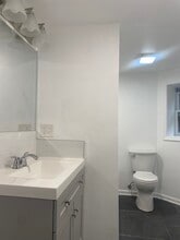 2958 N Harding Ave, Unit Garden in Chicago, IL - Building Photo - Building Photo