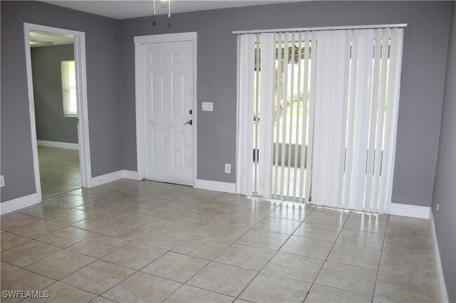 property at 334 Cape Coral Pkwy W