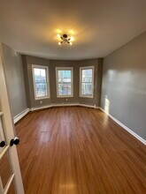384 Badger Ave, Unit #1 in Newark, NJ - Building Photo - Building Photo