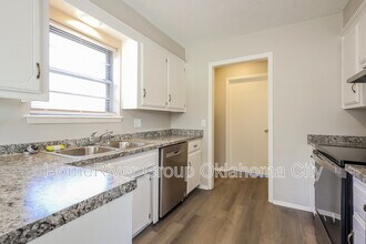 1200 SW 77th Pl in Oklahoma City, OK - Foto de edificio - Building Photo