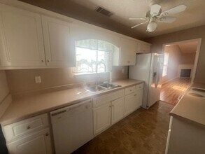 1632 Summerwoods Cir in Griffin, GA - Building Photo - Building Photo