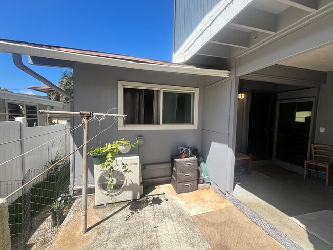property at 3523 Kilauea Ave