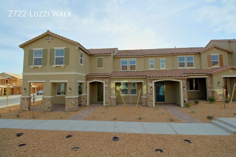 2722 Luzzi Walk in Henderson, NV - Building Photo