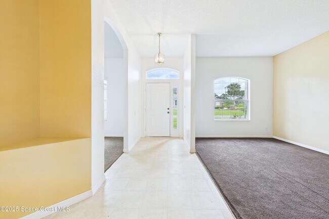 271 Lagoon St in Palm Bay, FL - Building Photo - Building Photo