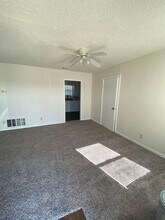 704 W Avenue B in Copperas Cove, TX - Building Photo - Building Photo