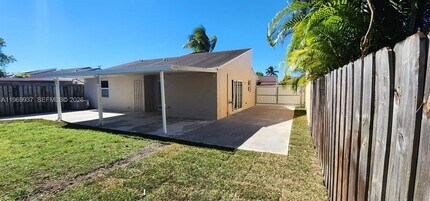 19259 SW 118th Pl in Miami, FL - Building Photo - Building Photo