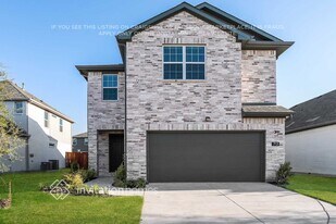 713 Rain Barrel Pl in Weston, TX - Building Photo