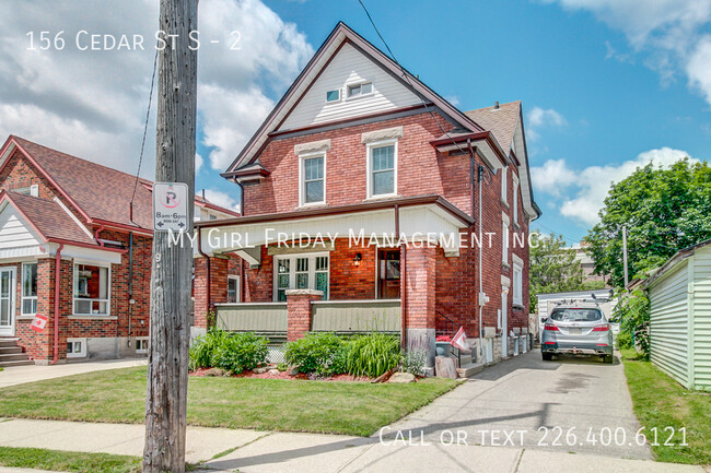 156 Cedar St S in Kitchener, ON - Building Photo - Building Photo