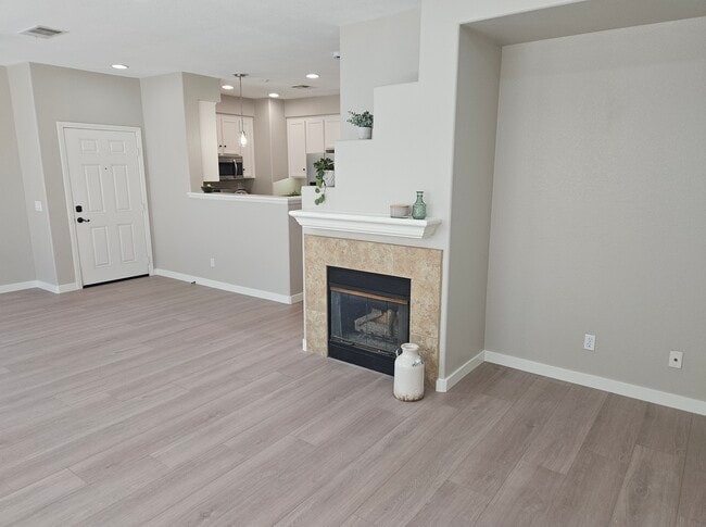 41764 Ridgewalk St in Murrieta, CA - Foto de edificio - Building Photo