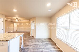 1004 Rachel St in Gentry, AR - Building Photo - Building Photo