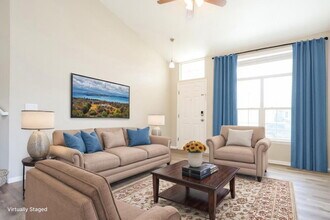 13103 Clayton Ct, Unit 204 in Thornton, CO - Building Photo - Building Photo