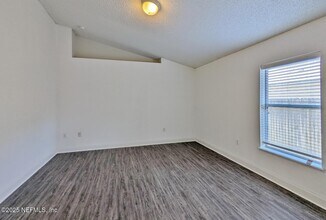 11274 S Ardencroft Dr in Jacksonville, FL - Building Photo - Building Photo