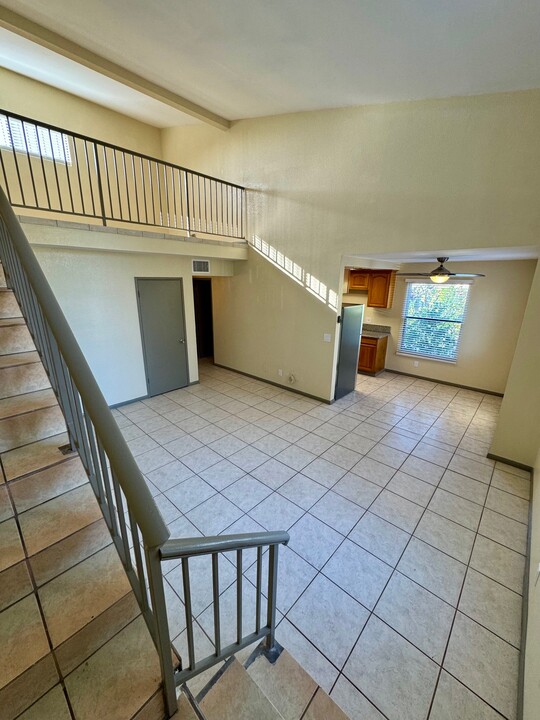 9256 Wakefield Ave, Unit 6 in Los Angeles, CA - Building Photo