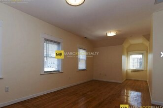 34 Bentley St, Unit 3 in Boston, MA - Building Photo - Building Photo