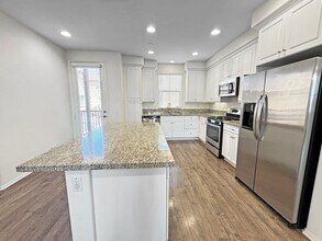 133 Aliso Ridge Loop in Mission Viejo, CA - Building Photo - Building Photo