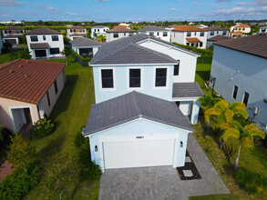 4883 Sand Dollar Dr in Loxahatchee, FL - Foto de edificio - Building Photo