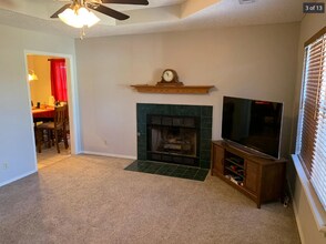 507 Camellia Dr in Bentonville, AR - Building Photo - Building Photo