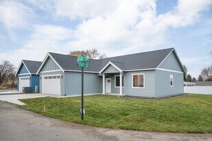 9230 E Rockwell Ave in Spokane, WA - Building Photo