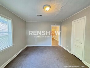 502 E Dison Ave in Memphis, TN - Building Photo - Building Photo