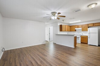 512 Paulling Dr in Leesburg, FL - Building Photo - Building Photo