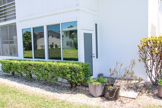 153 Coventry G in West Palm Beach, FL - Building Photo - Building Photo
