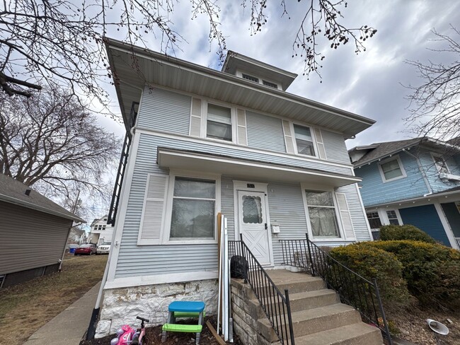 property at 1532 5th Ave SE
