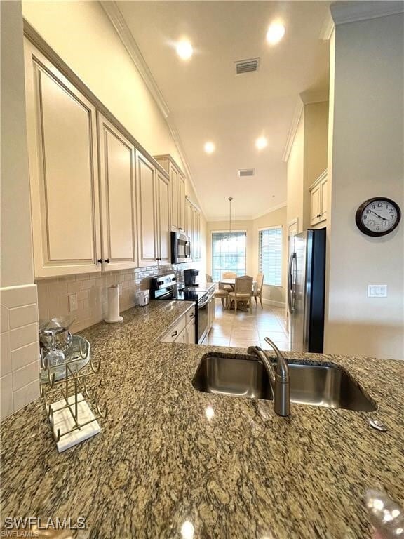 property at 9426 Benvenuto Ct