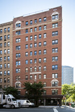 1425 Lexington Ave in New York, NY - Building Photo - Building Photo