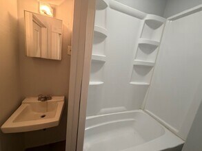 1137 N Walnut St in Danville, IL - Building Photo - Building Photo