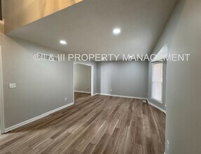 14533 W 86th Terrace in Lenexa, KS - Building Photo - Building Photo