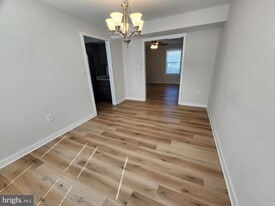 34 Asa Ct in Martinsburg, WV - Building Photo