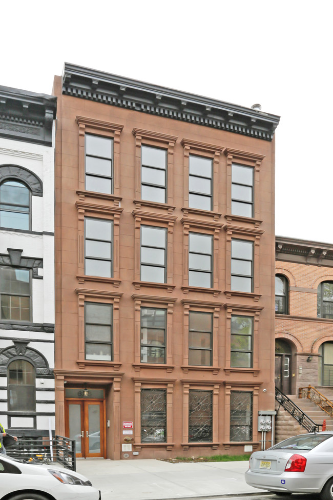 626 Monroe St in Brooklyn, NY - Building Photo - Building Photo