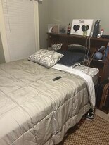 2118 Elm St in Davenport, IA - Building Photo