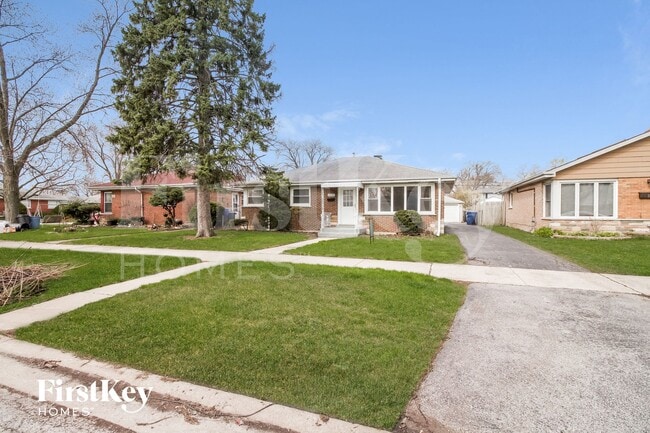 8840 Sproat Ave in Oak Lawn, IL - Building Photo - Building Photo