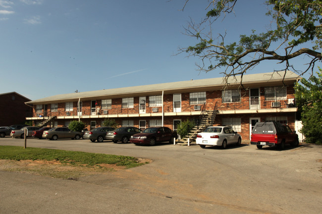 Briarbridge Apartments in Louisville, KY - Building Photo - Building Photo