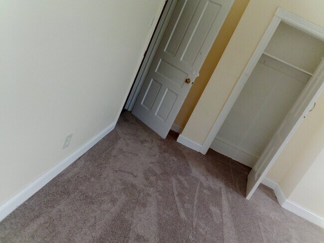 1126-2 W Rockland St, Unit FL 2 in Philadelphia, PA - Foto de edificio - Building Photo
