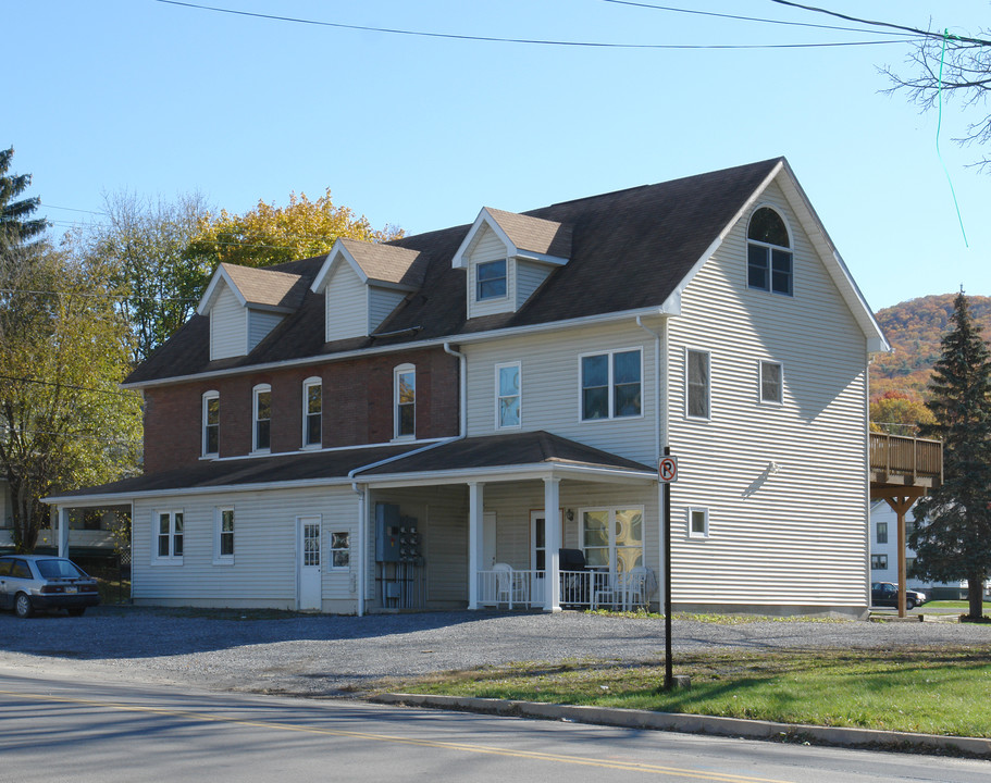 136 Valley St in Williamsport, PA - Building Photo