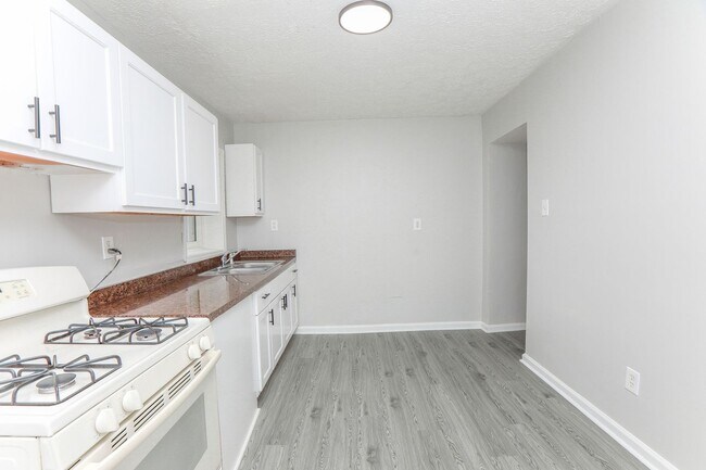 property at 422-424 W 30th St