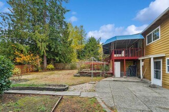 13063 SE 161st St in Renton, WA - Building Photo - Building Photo