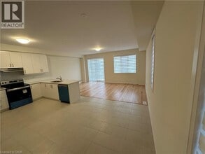 63 Manuel St in Stratford, ON - Building Photo - Building Photo