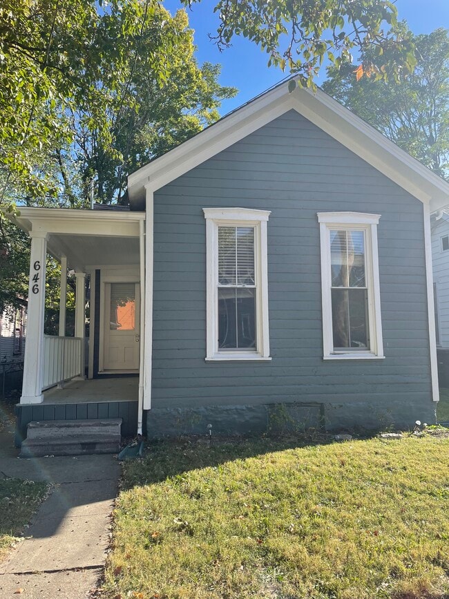 property at 646 Oak St