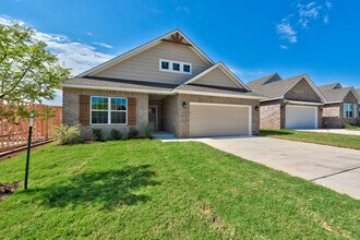 12606 Shady Glen in Choctaw, OK - Building Photo - Building Photo
