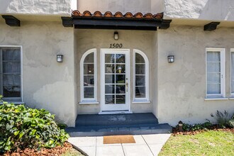 1500 S Wooster St in Los Angeles, CA - Building Photo - Building Photo